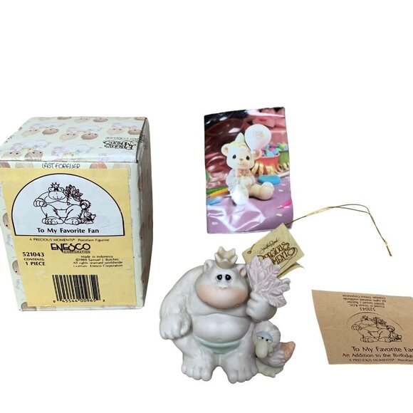 Precious Moments 521043 To My Favorite Fan Figurine IN BOX - Picture 1 of 7